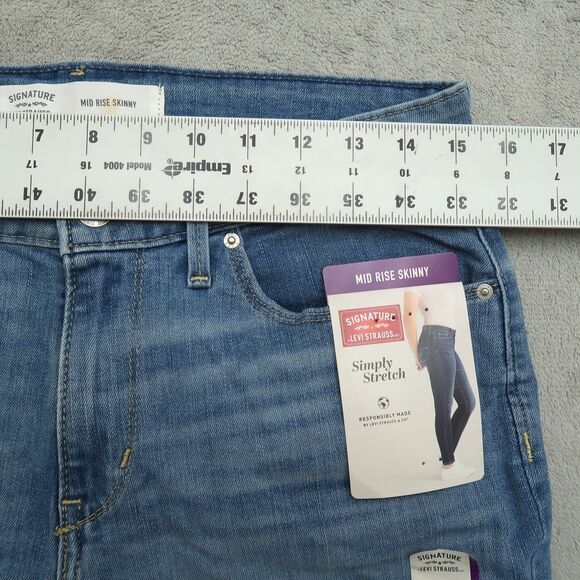 Levi's Signature Jeans Women's Size 10S Mid-Rise Skinny Denim 27" Inseam NWT - Picture 3 of 16